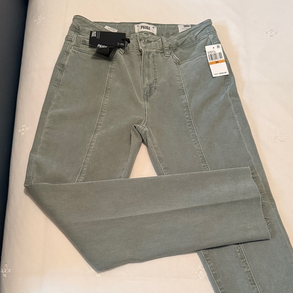 PAIGE Cindy front seams 29 Brand New Color Vintage Light